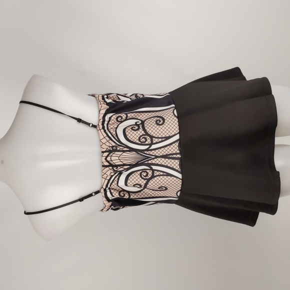 City Chic Women's Top Size XS 14 Black White Pink Sequins Peplum Straps Elastic - Picture 10 of 16